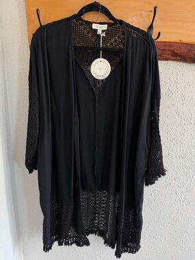 Umgee crochet kimono